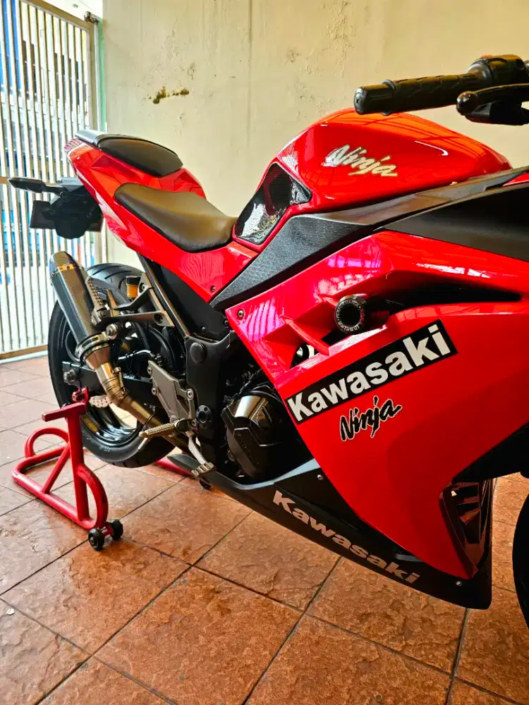 Kawasaki Ninja 250 FI TH 2015 Low KM/ simpanan