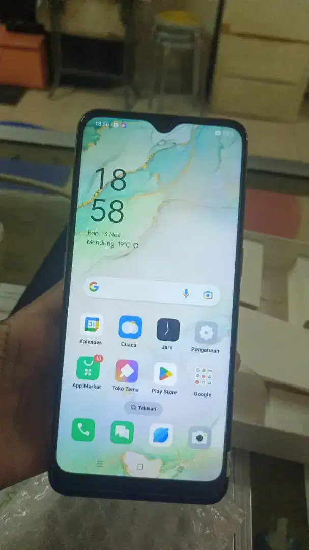 Oppo Reno 3 8/128gb bekas HP + charger bisa TT minus non finger