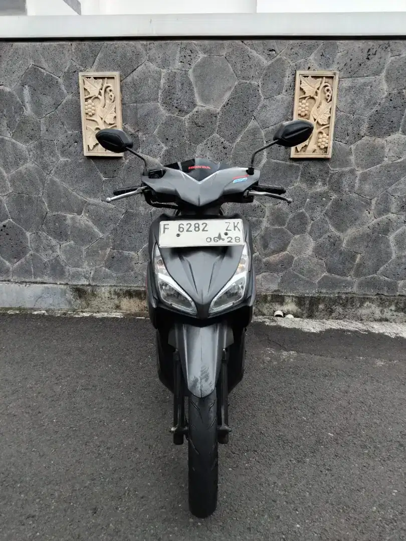 DI JUAL CEPAT CASH , BISA JUGA CREDIT , HONDA VARIO 110 AGNEZ PLAT F.