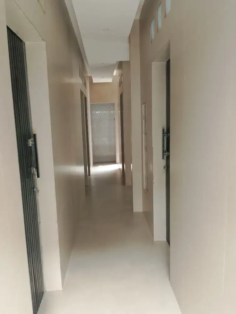 DISEWAKAN KOST PUTRI