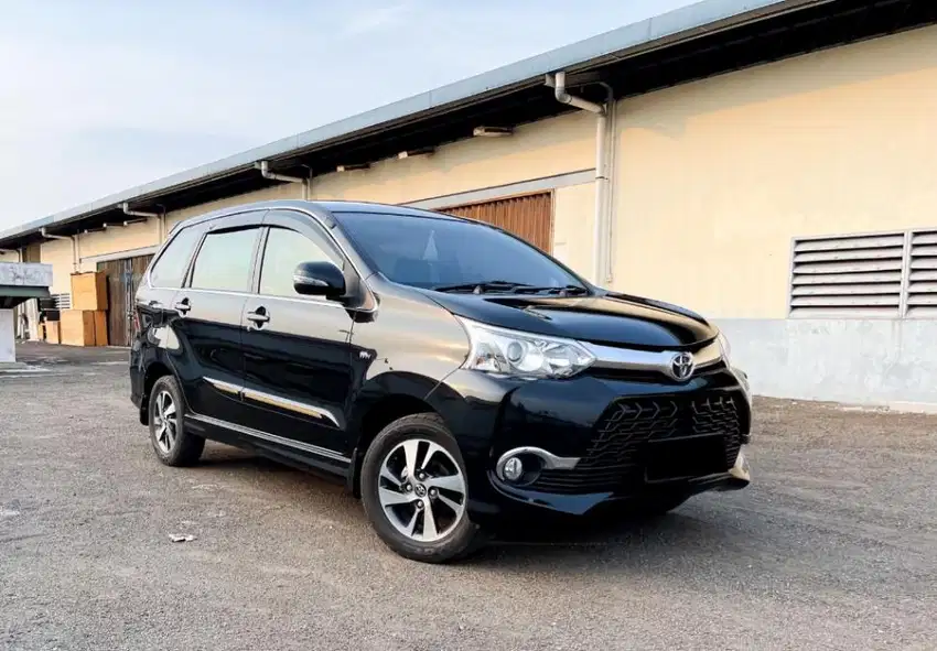 Toyota Avanza Veloz 1.5 2017 Very Mint Condition