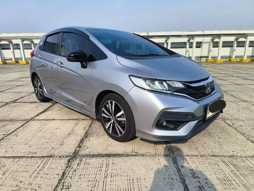 (TDP 5 jt) Honda Jazz 1.5 RS At 2018 Pajak Panjang Tangan Pertama