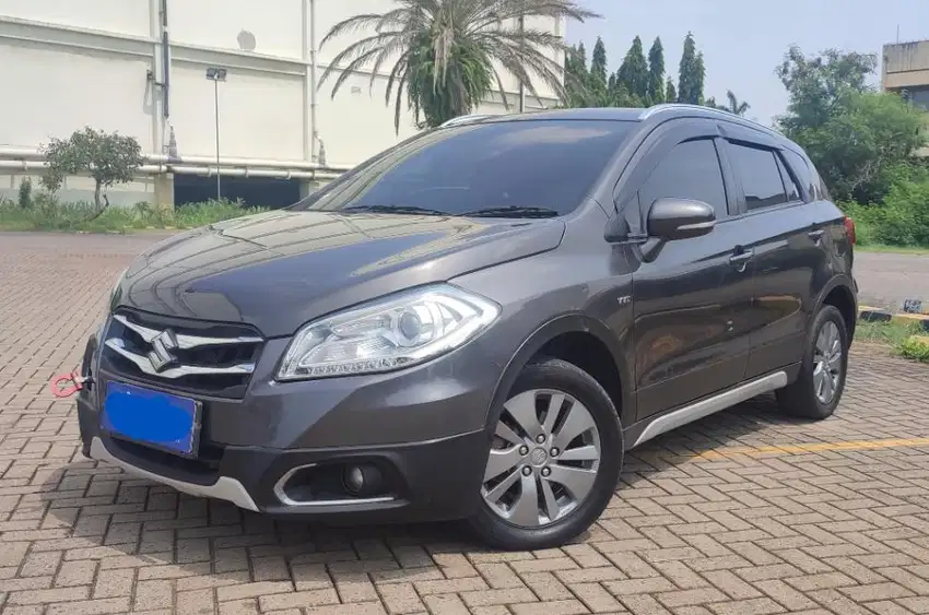 [OLXmobbi] Suzuki SX4 1.5 S-Cross Bensin-MT 2016 Abu