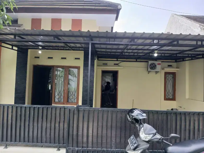 Disewakan rumah setahun 25 juta nego