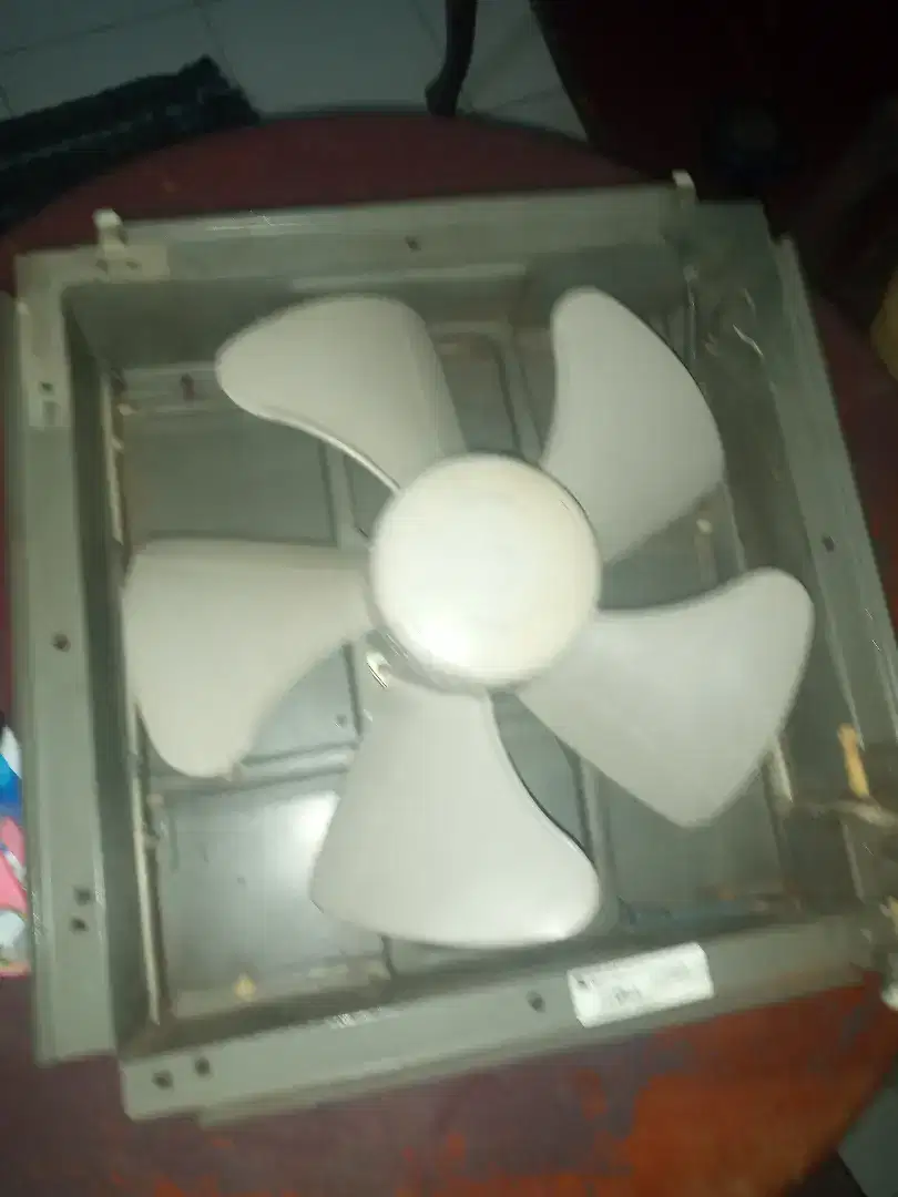 Exhaust Fan (ventilasi udara)