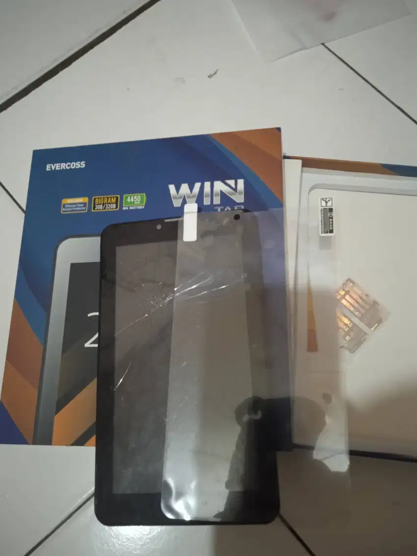 Dijual tab win Evercoss U70B