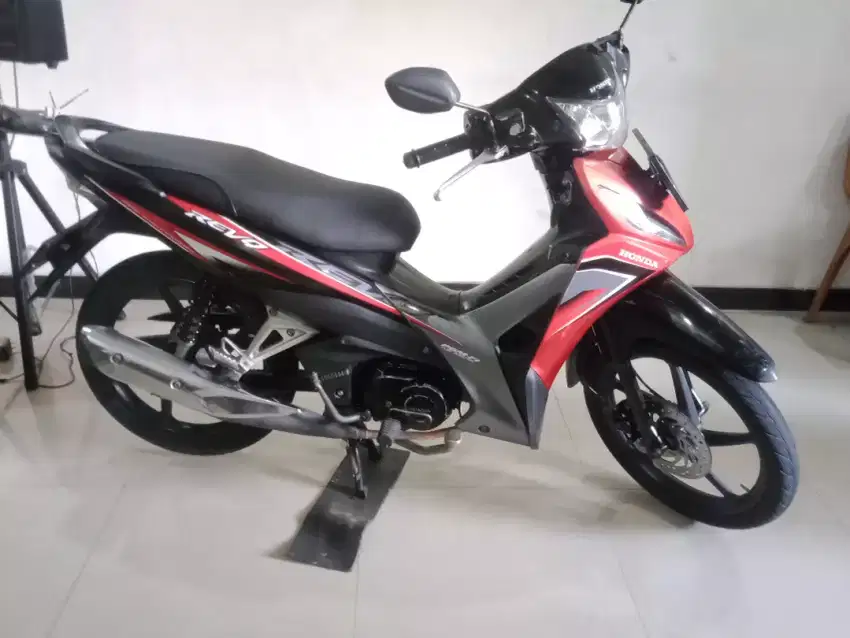 Honda Revo F1 th 2015  Full orian velg Cw super gres siap pake