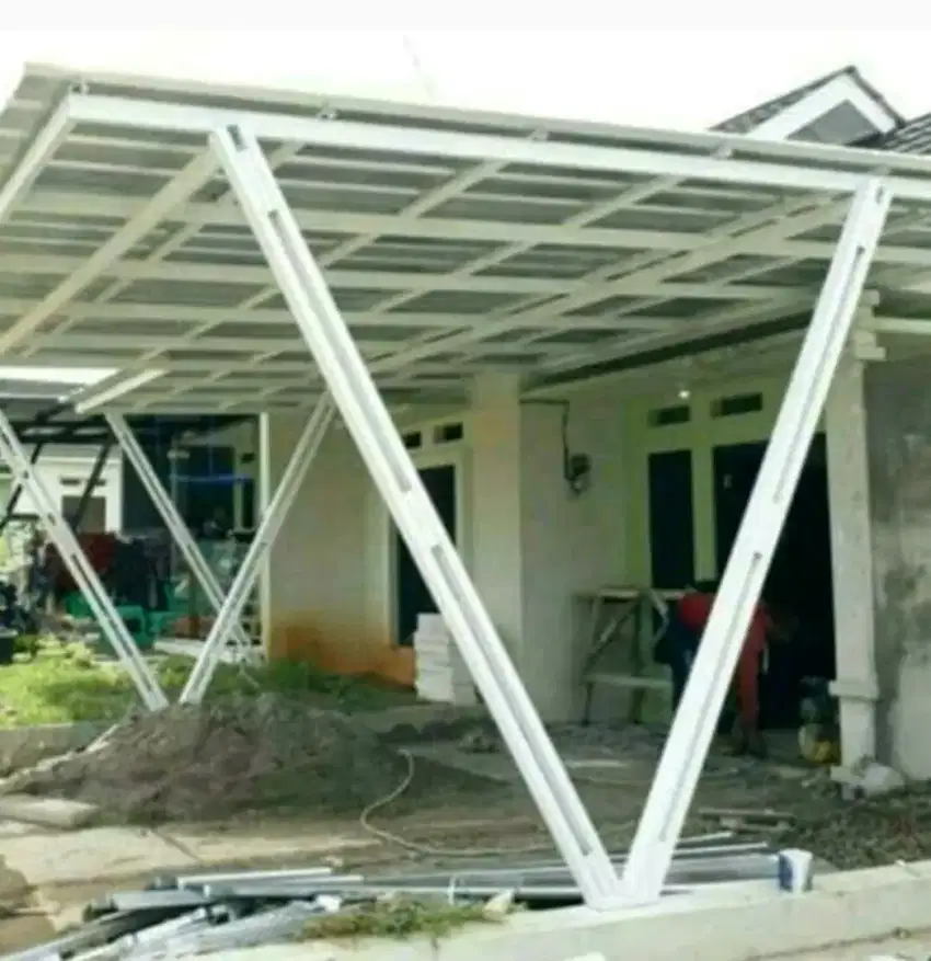 Kanopi baja ringan