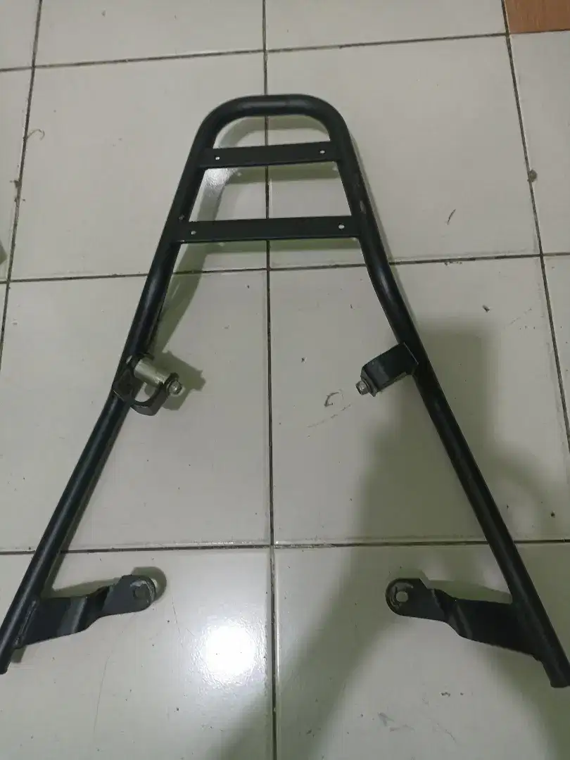 DIJUAL CEPAT BREKET BOX NMAX OLD