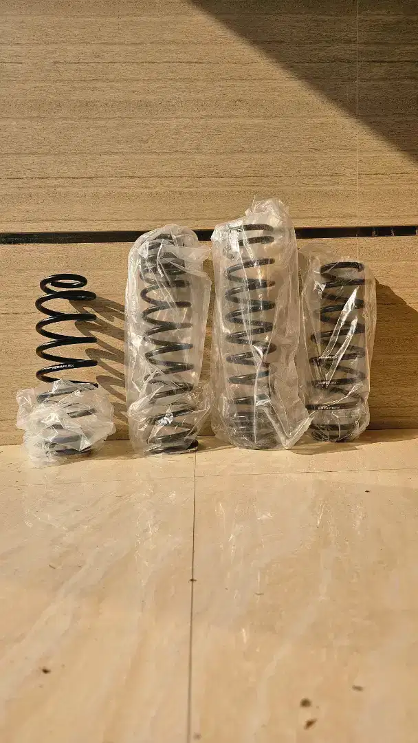 coil spring jeep JL 2.5 inc teraflex. Baru tidak jadi di pakai