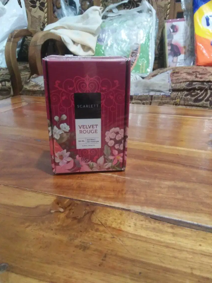 Jual parfum merk scarlet msh segel dan byk pilihan aroma wangi nya