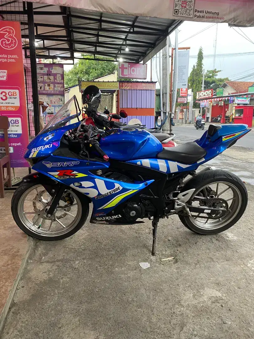 Suzuki GSX 150 R