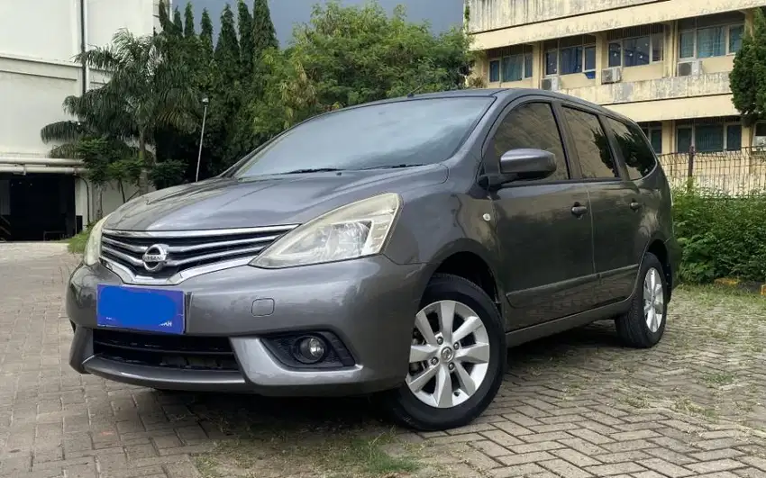 [OLXmobbi] Nissan Grand livina 1.5 SV Bensin-AT 2015 Abu