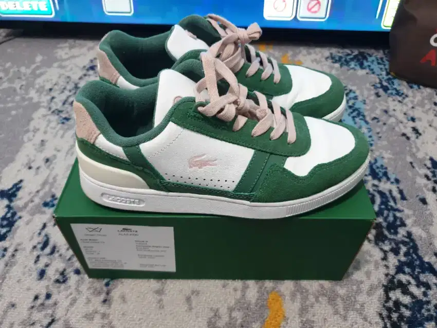 Sepatu Lacoste Size 38