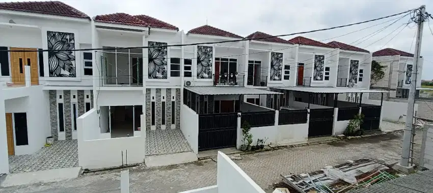 Rumah 2 lantai krian Sidoarjo 200jutaan paling murah