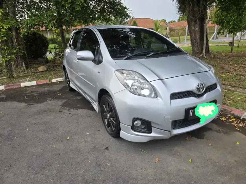 Yaris S Limited A/T 2012