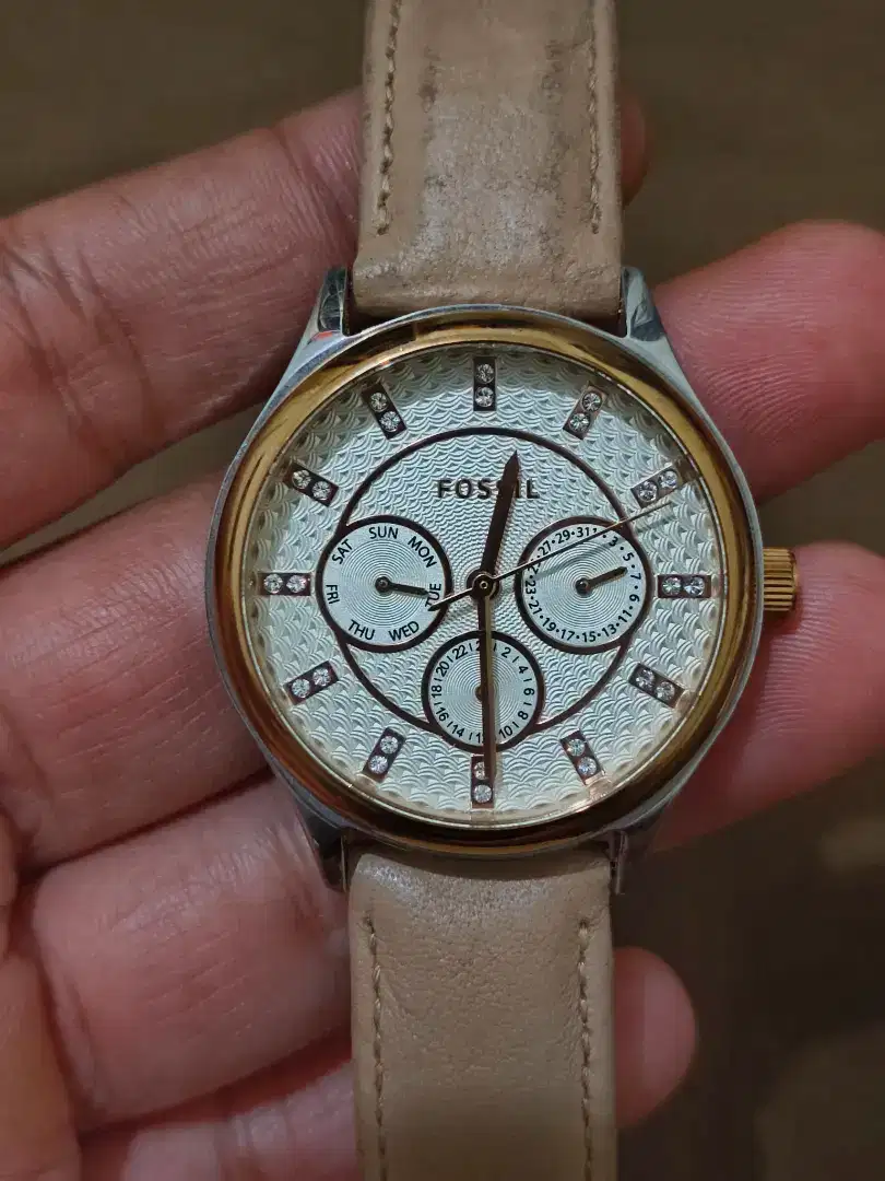 Jam tangan Fossil