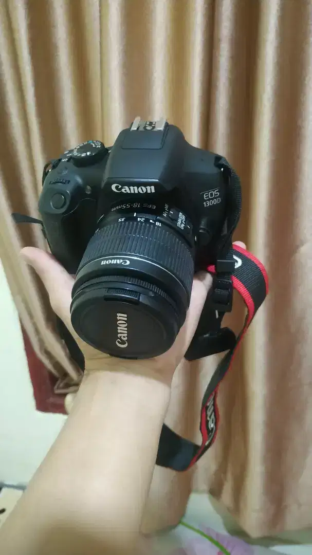 Canon 1300d like new