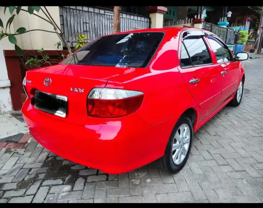 Mobil vios limo sedan