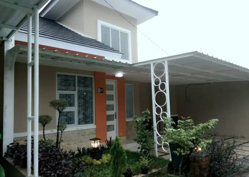 Disewakan Rumah Cluster Nyaman Full Furnish