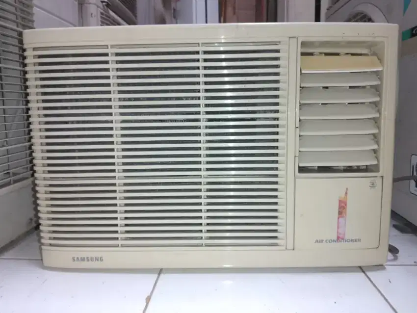 AC window Samsung 1pk , dingin nyes bisa dinyalakan dulu made in korea