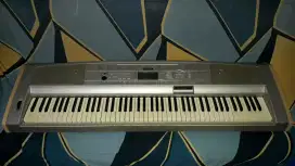 Yamaha digital piano DGX 500