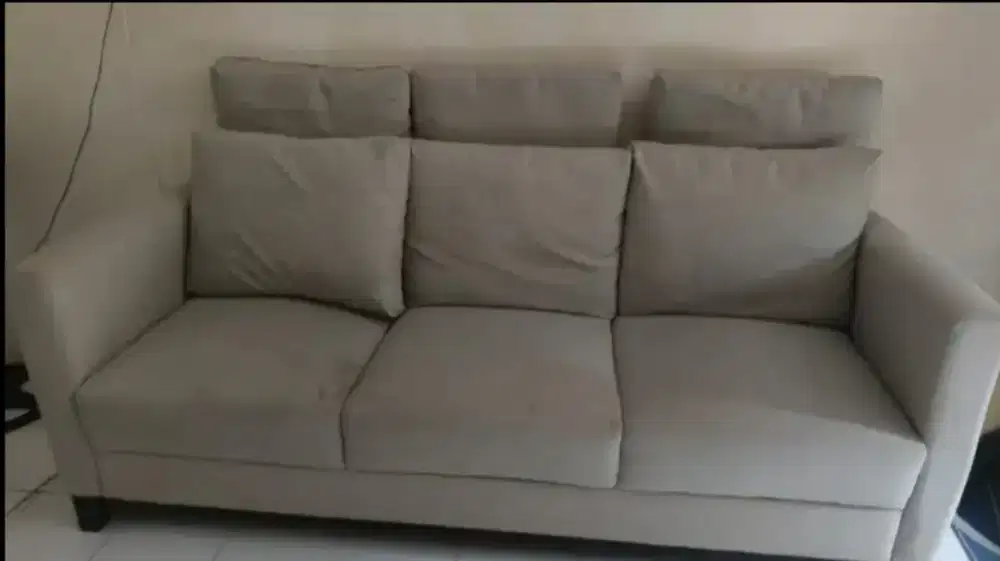Jual Sofa Aestetik plus bantal Sofa