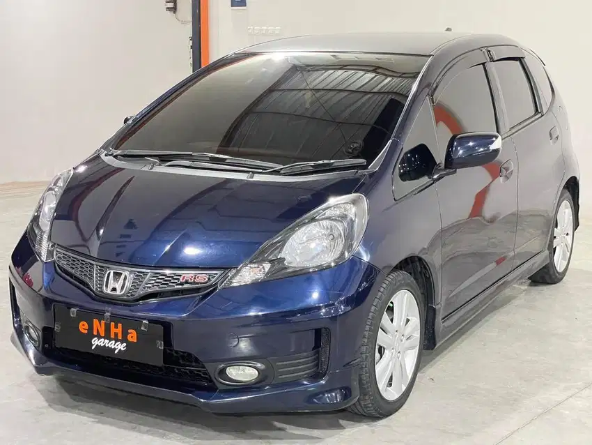 Langka.. Honda JAZZ RS Ge8 A/T 2011.. eNHa garage Semarang..