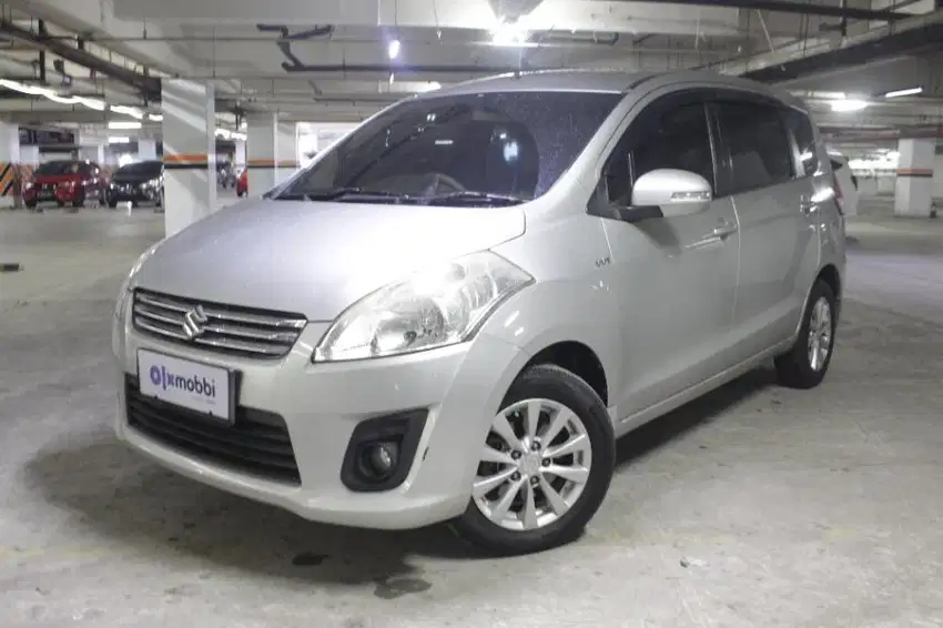 Pajak Panjang - Suzuki Ertiga 1.4 GX Bensin-MT 2014 Abu (EKW)