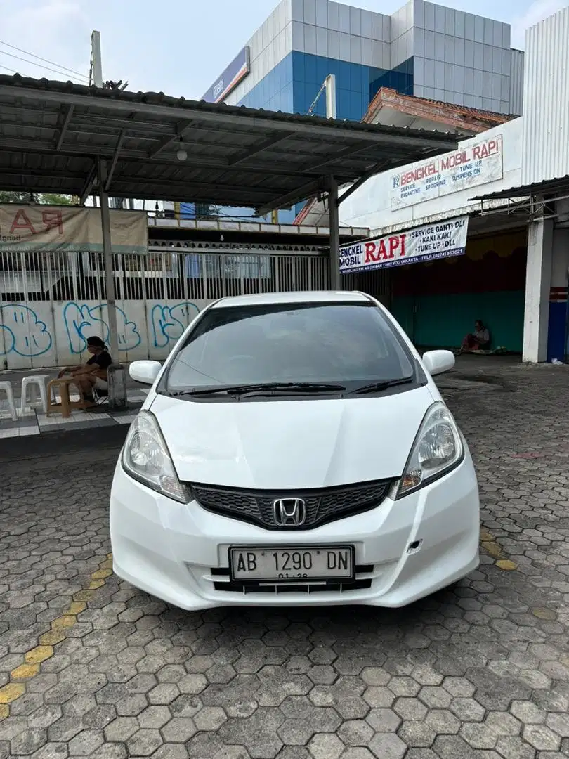 Honda Jazz S manual 2012