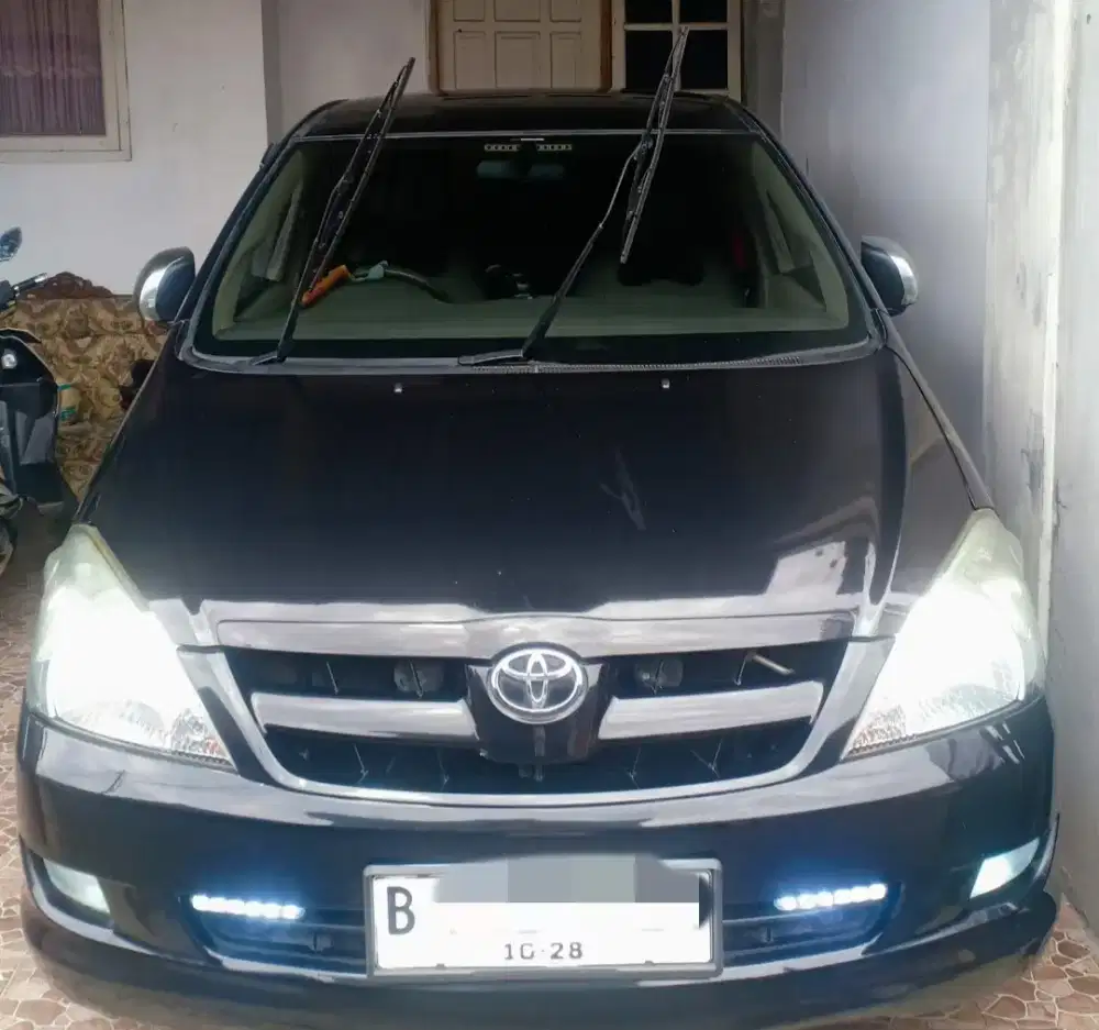 Toyota Kijang Innova 2005 G 2.0 hitam EDISI AKHIR TAHUN