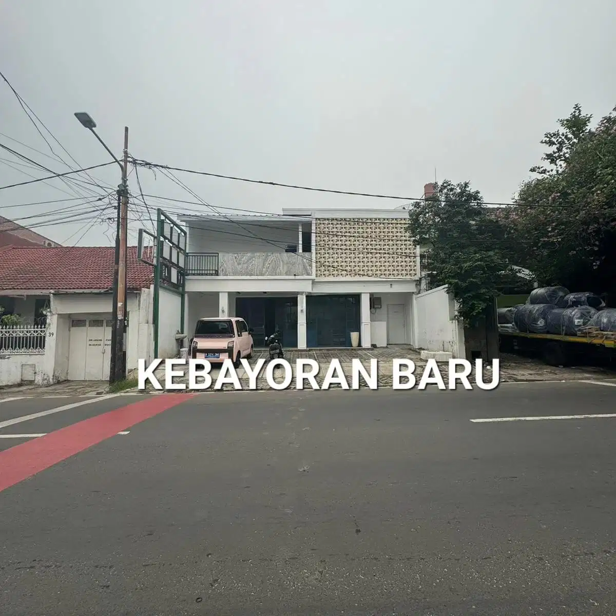 rumah siap huni pinggir jaln utama petogogan kebayoran baru