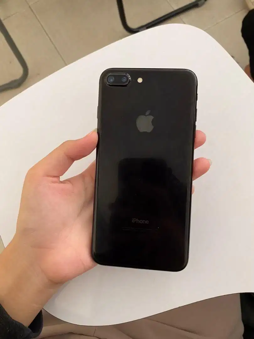 iPhone 7 Plus 128GB (Black)