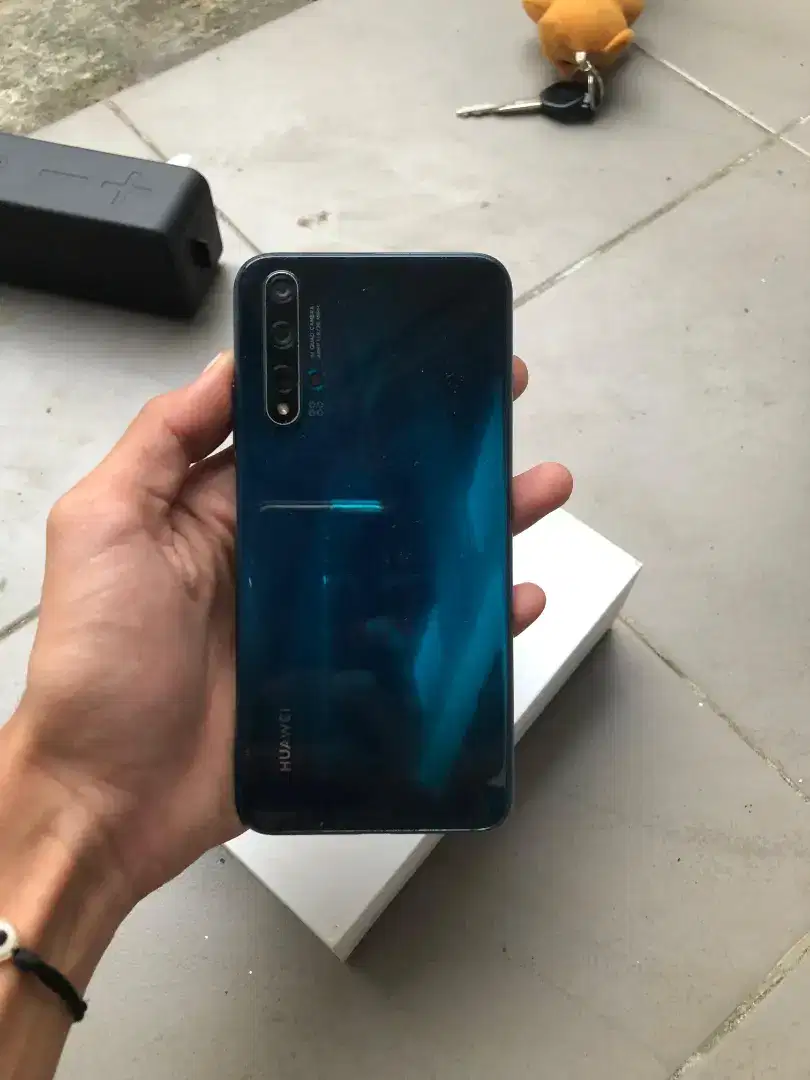 HP HUAWEI NOVA 5T