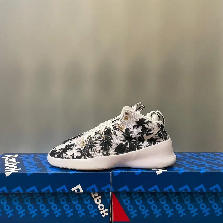 42 - Sepatu Nike Hyperfresh QS Aloha Palm Trees Bekas Second