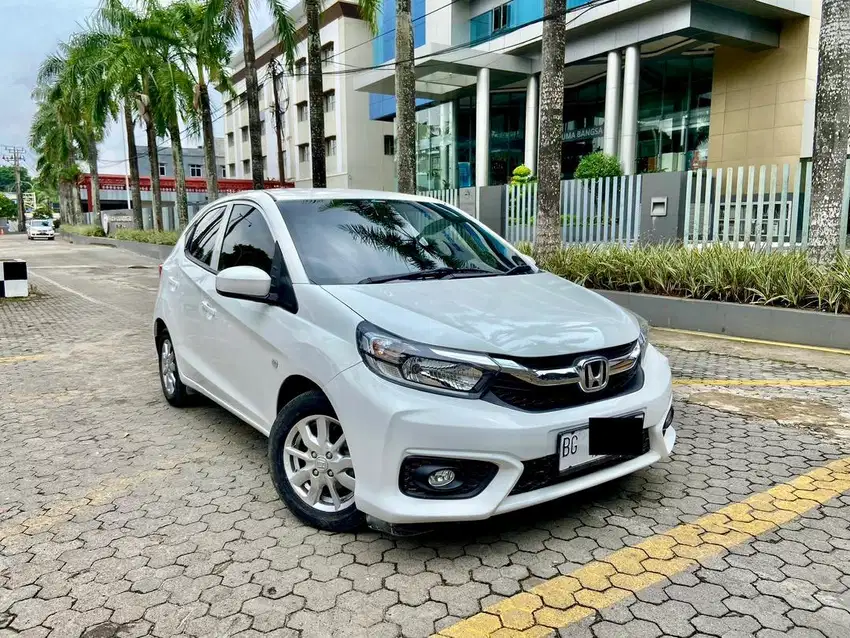 Honda Brio E CVT 2022 / 2023 AT Matic, Sangat terawat