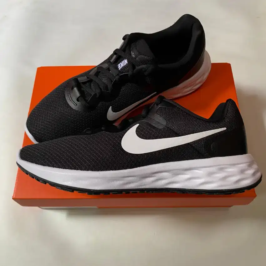 Original Sepatu Nike Revolution 6 NN Running