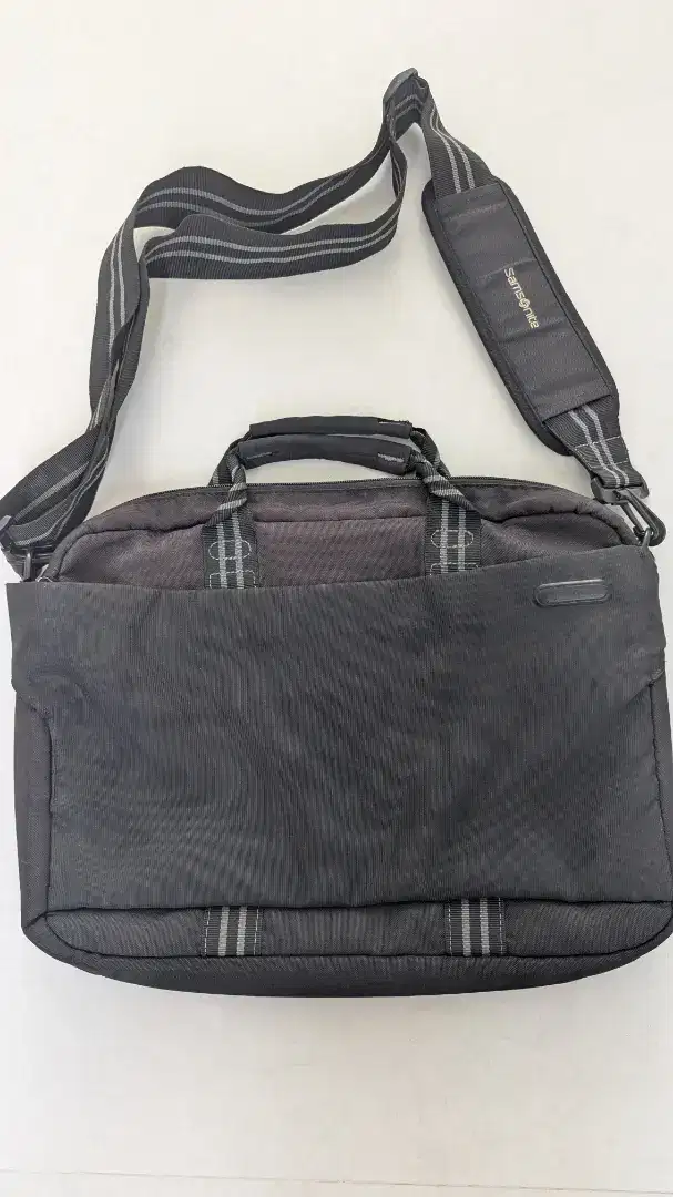 [Dijual Murah] Samsonite Tas Selempang Original