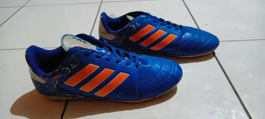 Dijual Sepatu Futsal Size 39