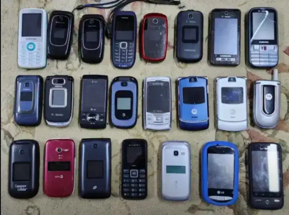 Dijual nokia, samsung ,LG, motorola, alcatel, sony ericsson