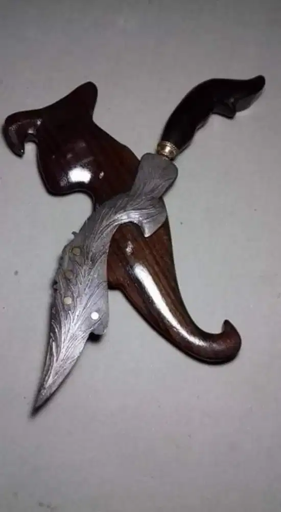 Kujang Pajajaran Ciung Hanjuang