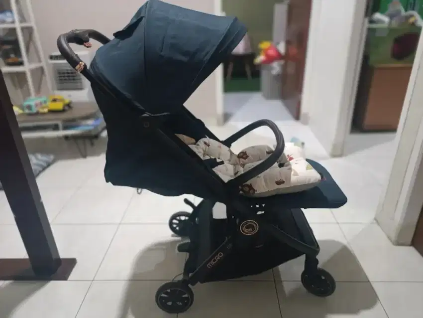 Dijual Stroller Bayi - Babyelle (Biru Navy)