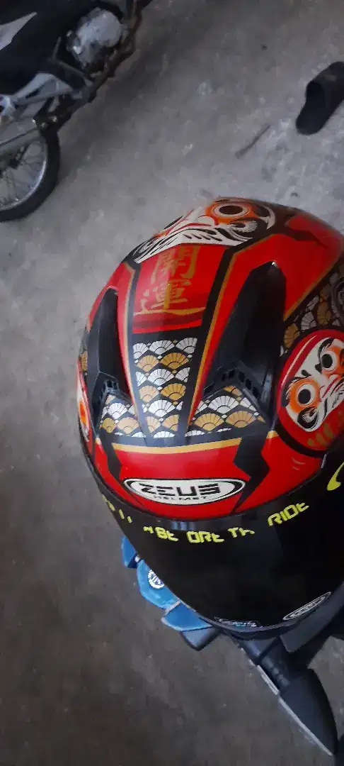 JUAL HELM SNI MERK ZEUS 811