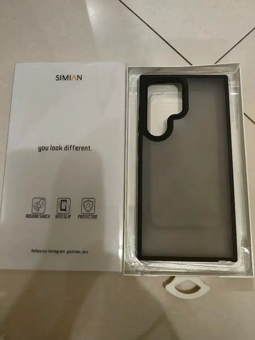 CASE 23 ULTRA premium..