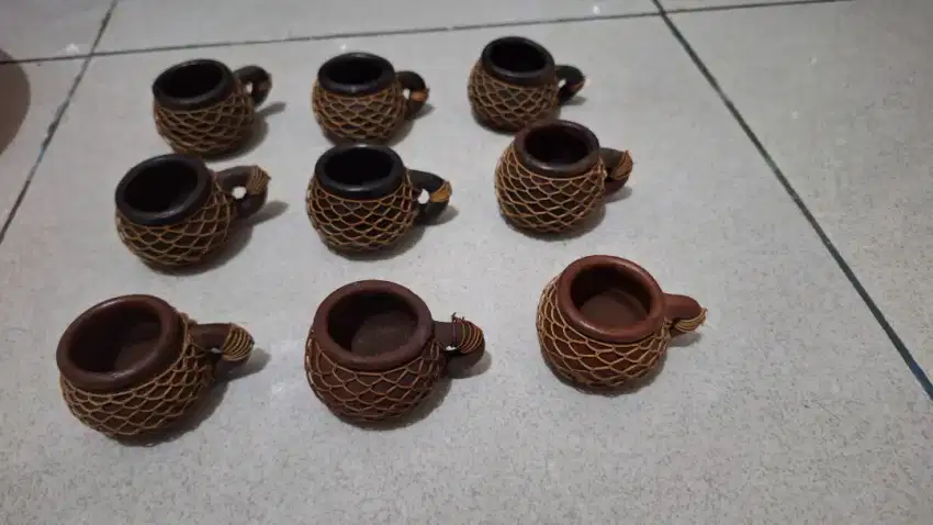 Dijual Miniatur Kendi dan Gelas dari tanah liat Murmer ajah!!!