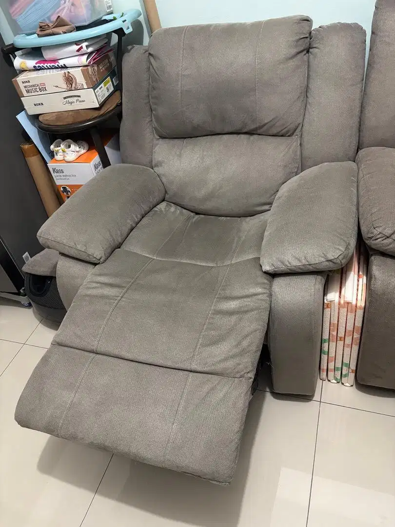 Sofa recliner informa