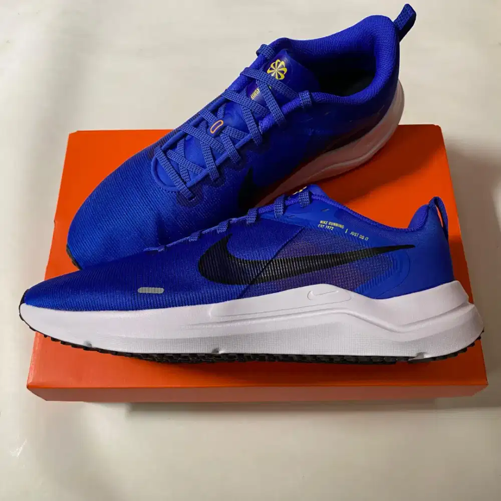 Original Sepatu Nike Downshifter 12 Running Pria