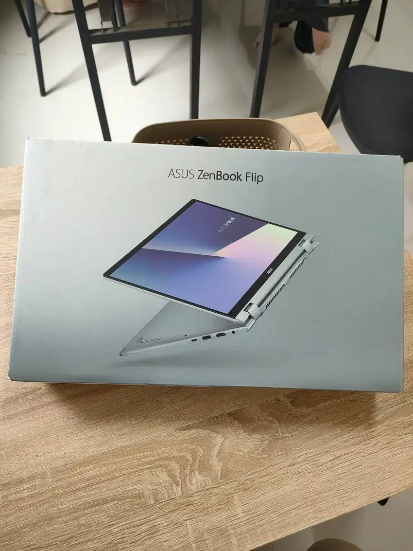 LAPTOP ASUS ZENBOOK FLIP UM462DA TANGAN PERTAMA PRIBADI