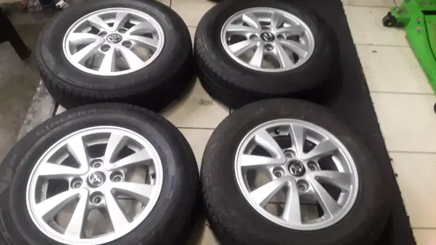 VELG toyota avanza G ring 14