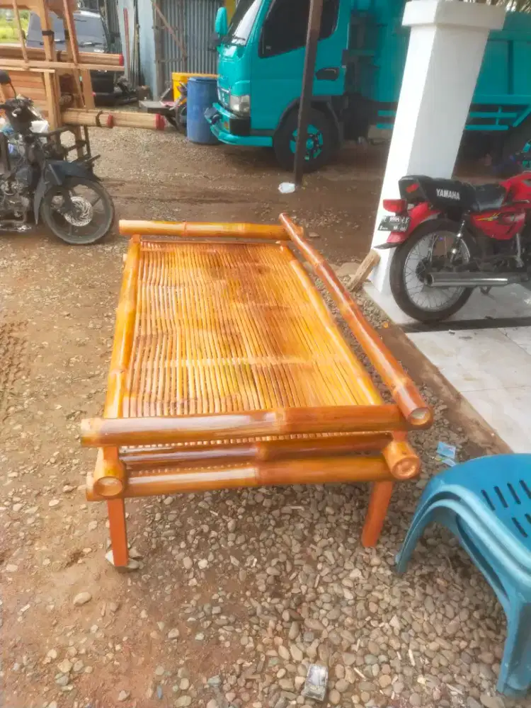 Kursi bambu tangga tirai kree rumbia dan laen2